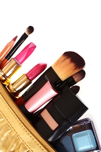 Invest in a VIPColor VP485 color label printer to create beautiful and accurate cosmetic labels. 