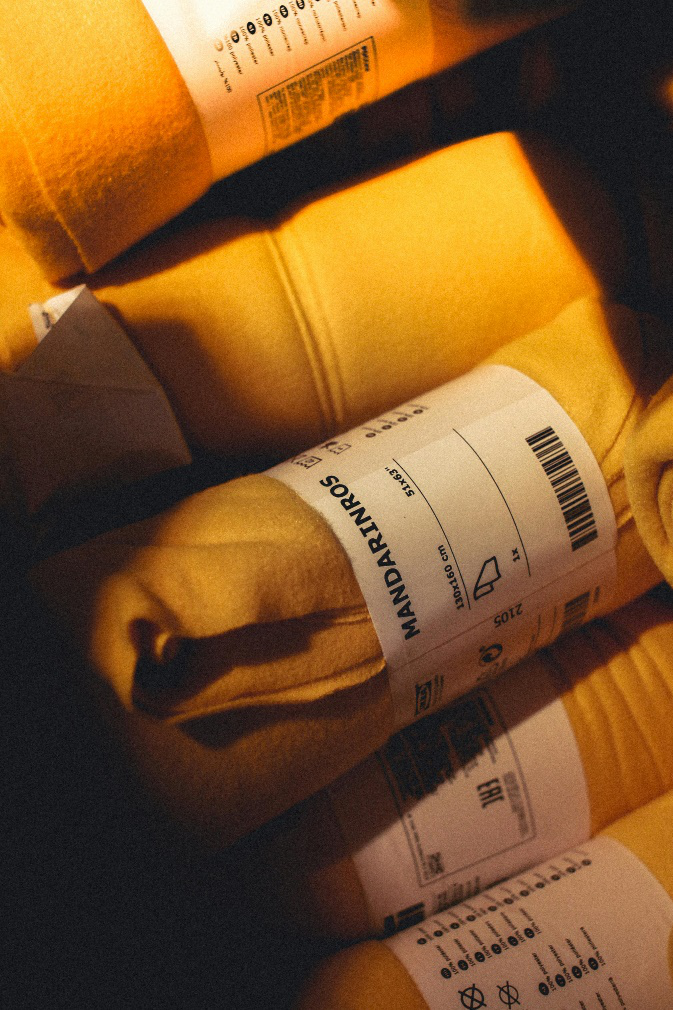 A picture of a yellow blanket with barcode